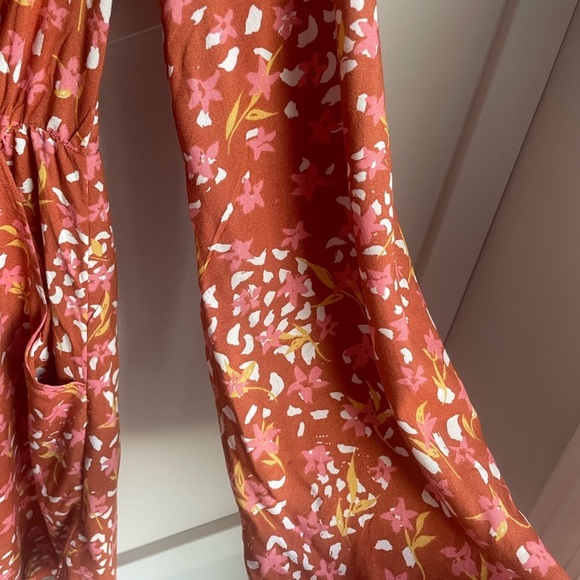 Roxy Spirit Awakes v-Neck Romper  Backed Clay Orange Floral Playsuit size S - Picture 8 of 13